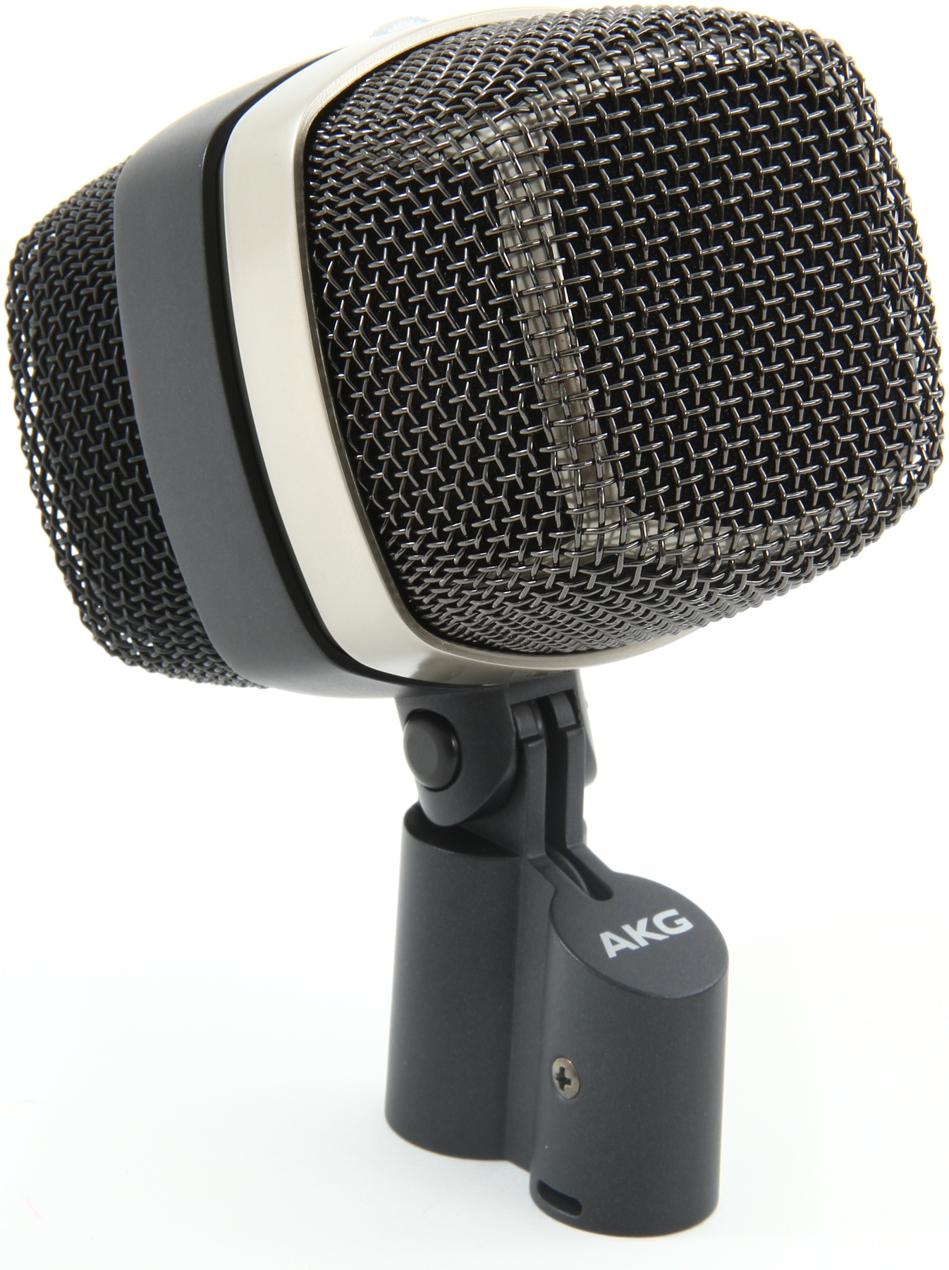 akg-d12-vr_592468e71e059.jpg