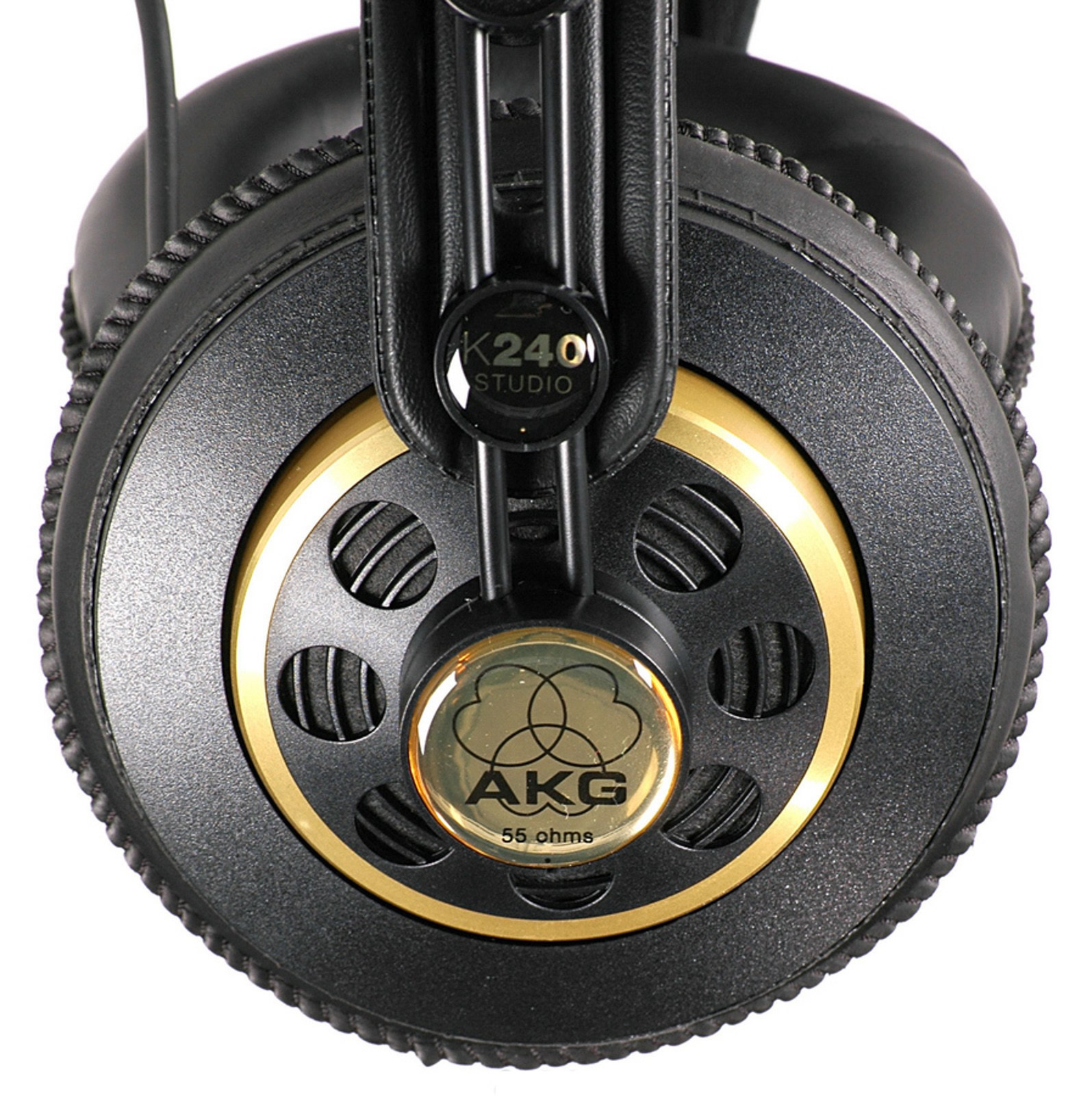 akg-k240-studio_58c0421b70e10.jpg