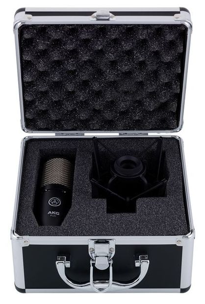 akg-p220_5af94ec5a9235.jpg