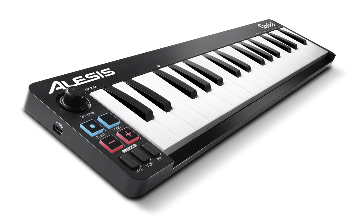 alesis-qmini_6047a35daf914.jpg