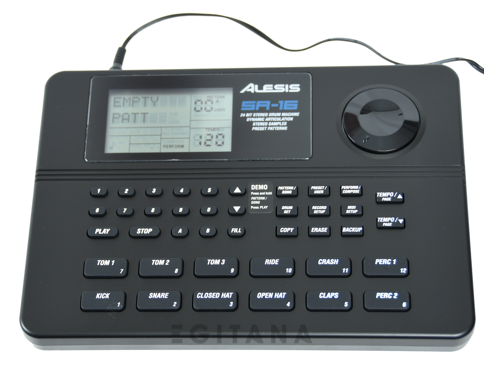 alesis-sr16_61276e084a477.jpg