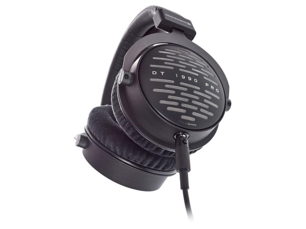 beyerdynamic-dt-1990-pro-250-ohm_65b7da98ceb5b.jpg