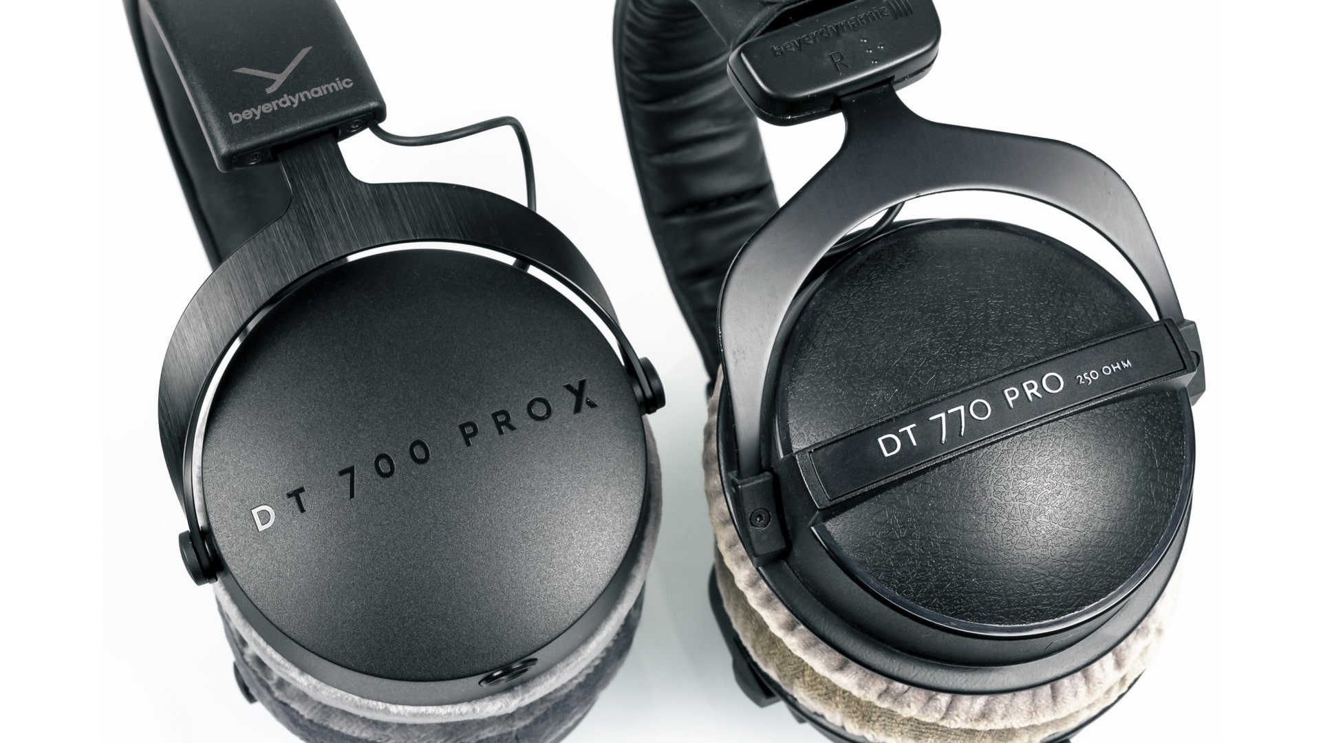 beyerdynamic-dt-700-pro-x_6255817e53844.jpg